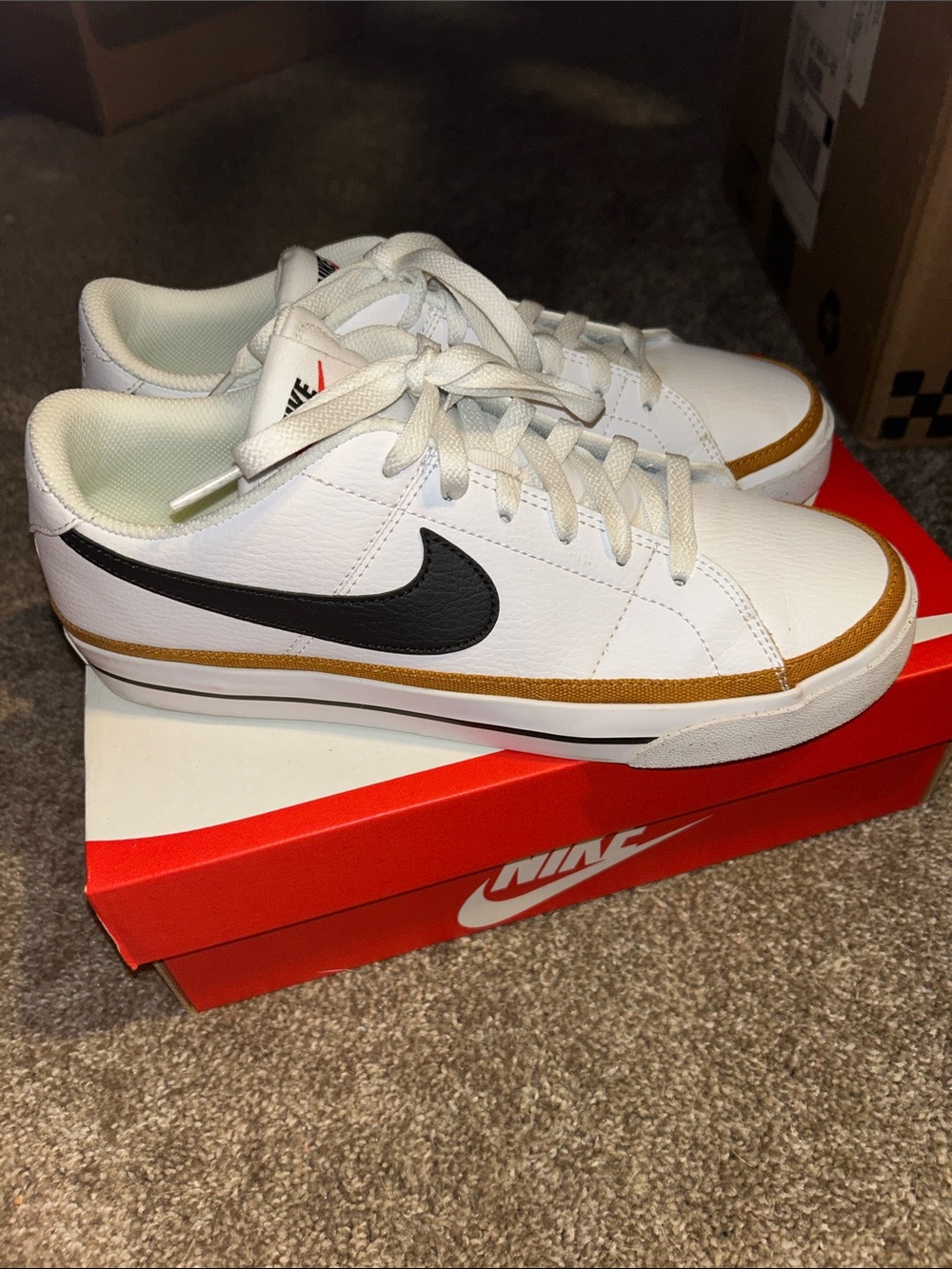 Nike Court Legacy - White/Black Desert Ochre
